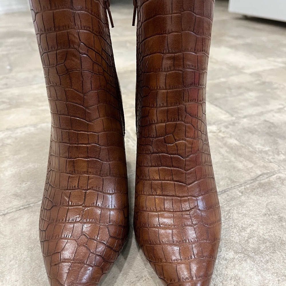 Ladies Boots